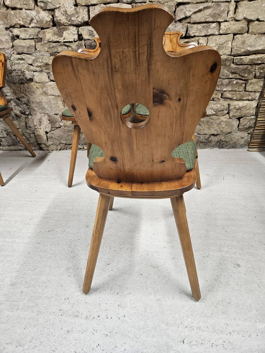 Lot 4 chaises auberge bistrot 1970"