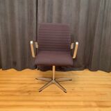 Oxford armchair by Arne Jacobsen, Fritz Hansen, Denmark.