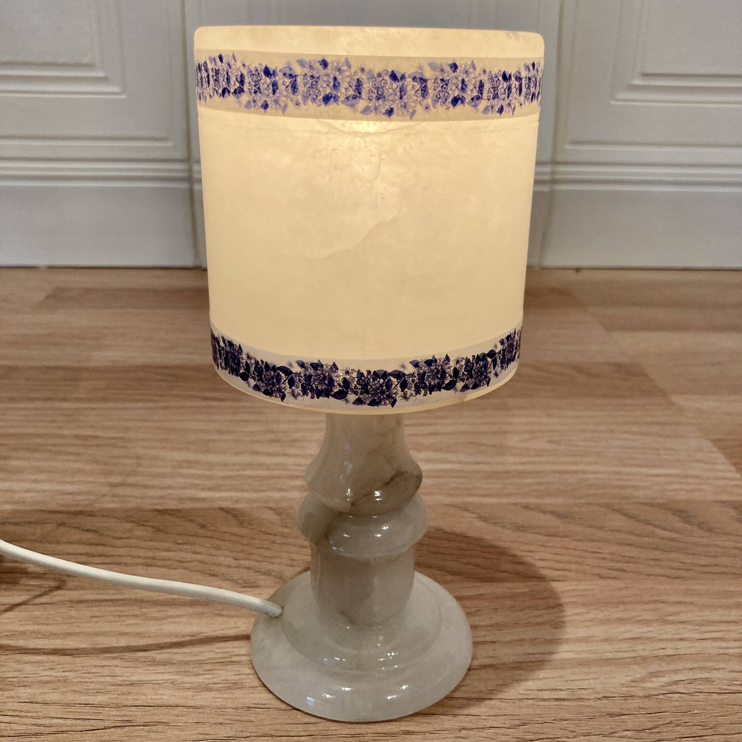 Ensemble de cinq lampes en albâtre design 1950.