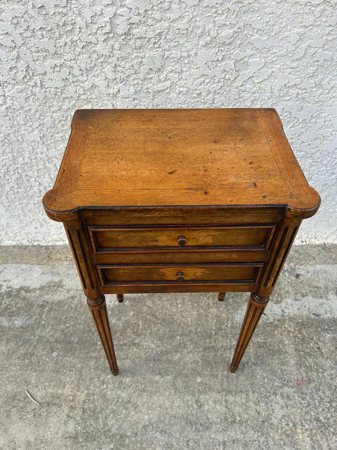 Paire de chevets style Louis XVI