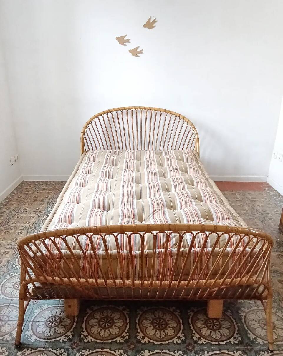 Lit en rotin des années 60/70