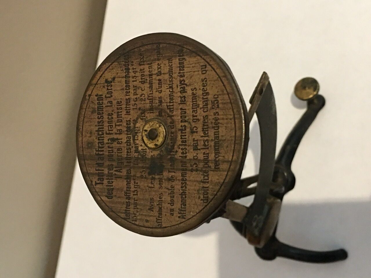 Weighs old letter
