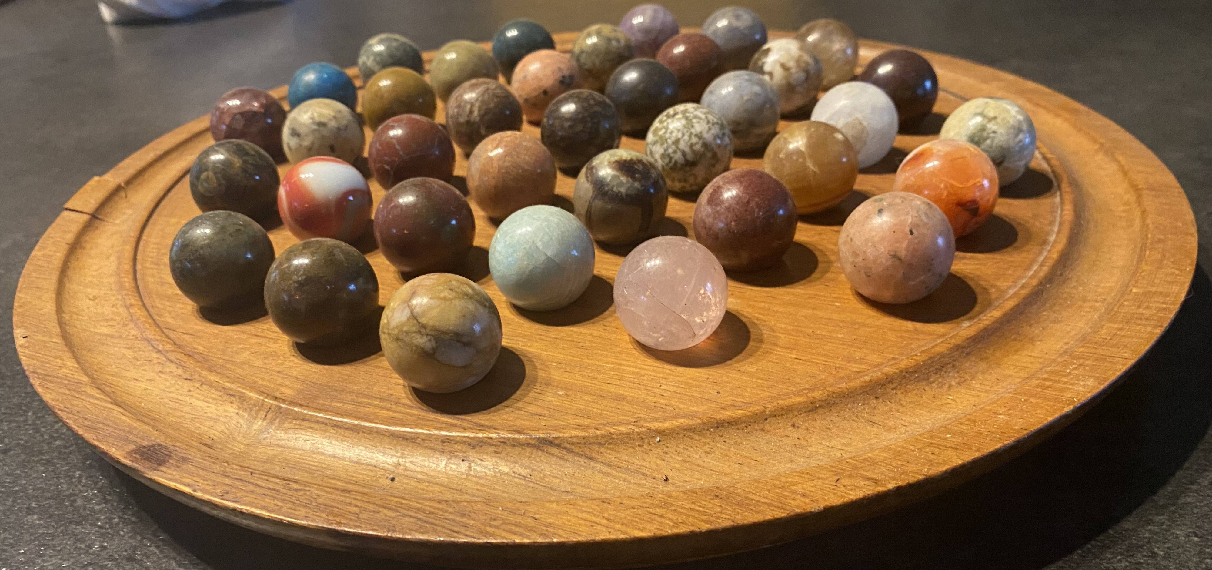 Solitary game of Madagascar, semi-precious stones, rosewood