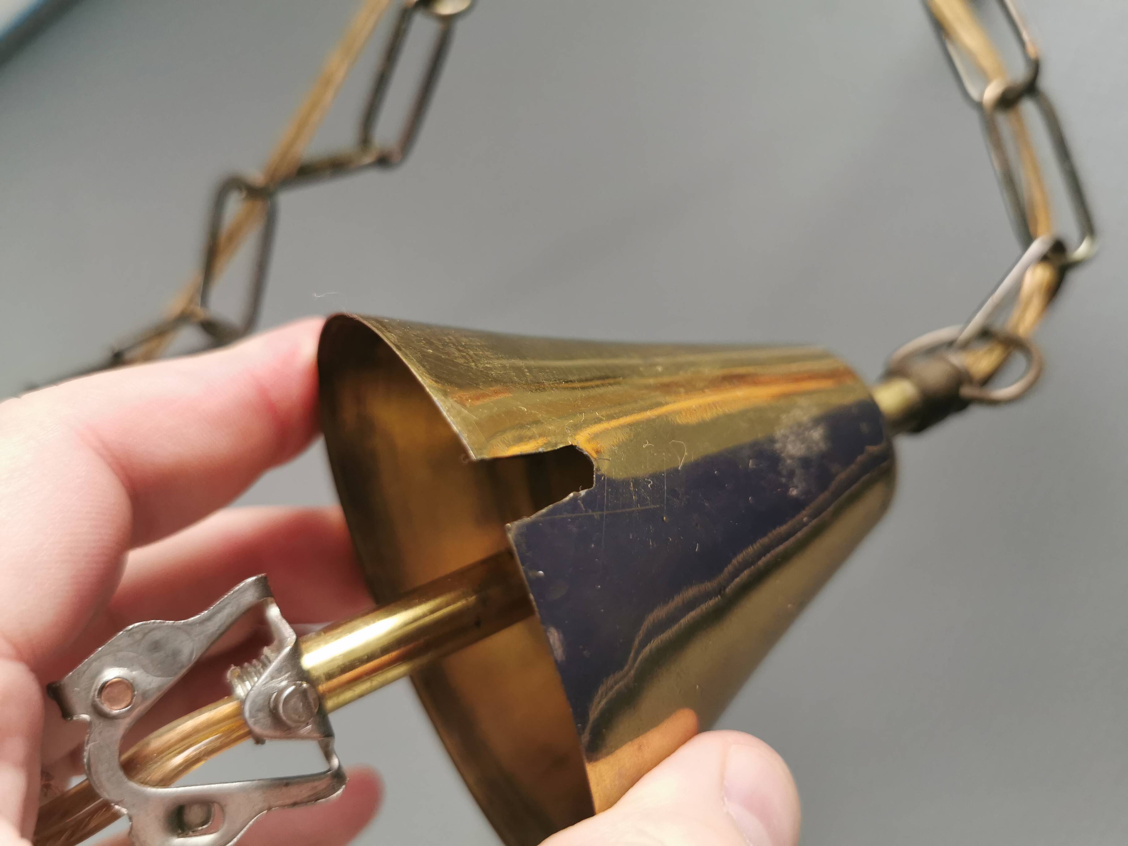 A stunning ceramic hanging lamp with exquisite details. Denmark 1970s