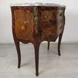 Commode sauteuse galbé Louis XV