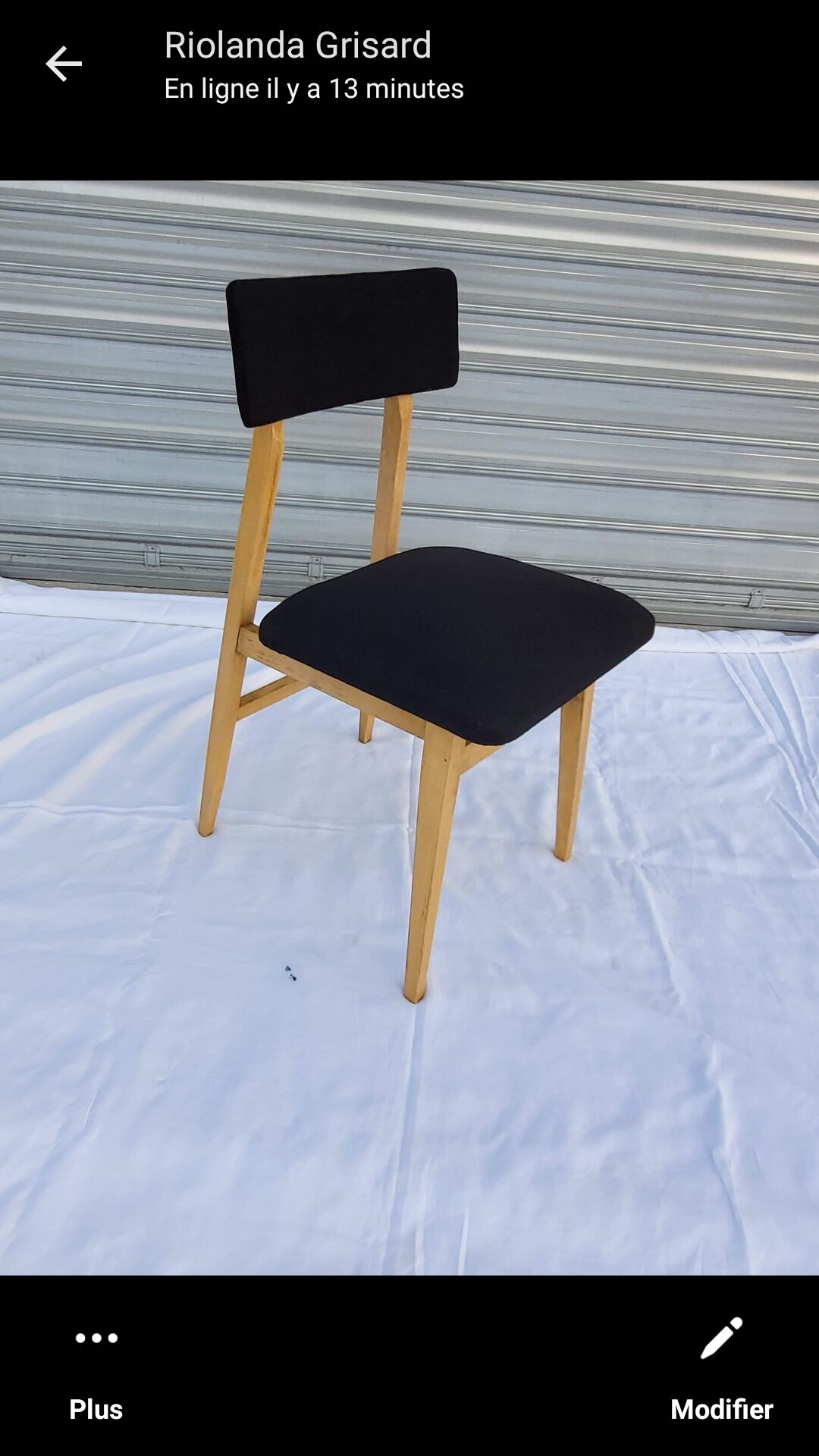 Series of 5 vintage chairs