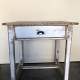 Table vintage wood in raw wood and white industrial chalk