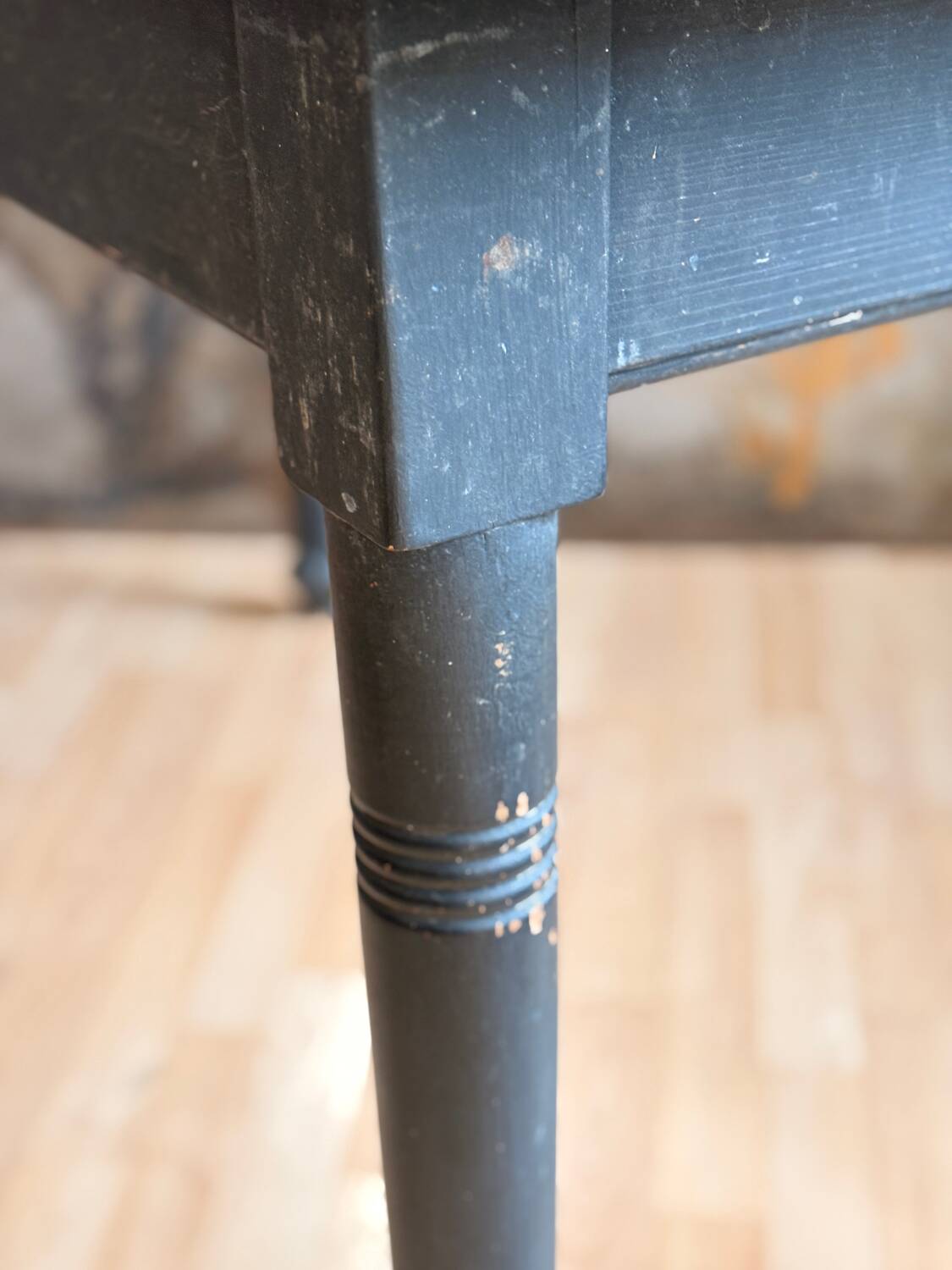 Distressed farmhouse table