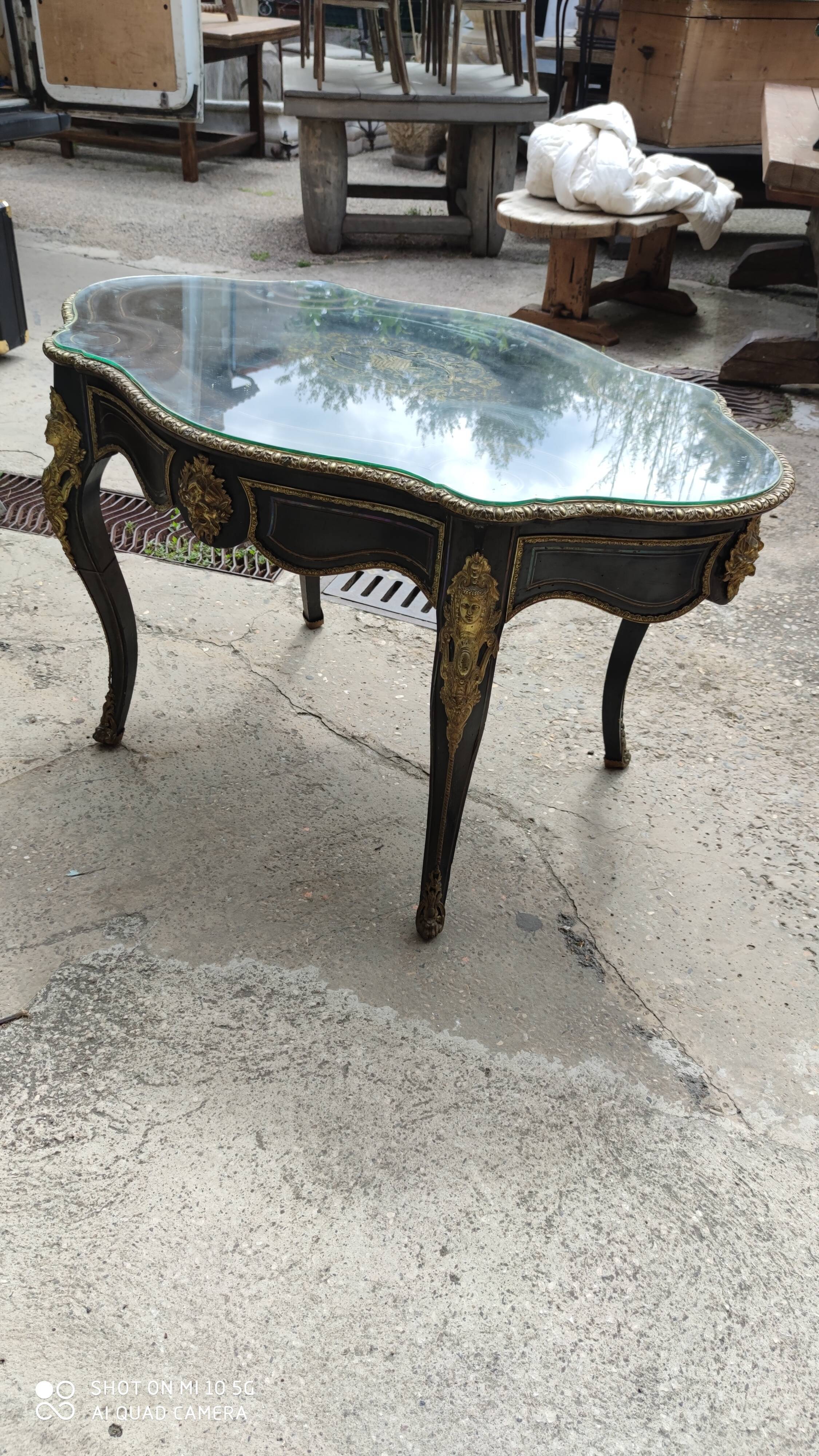 Table desk middle marquetry called "Boulle" napoleon III era