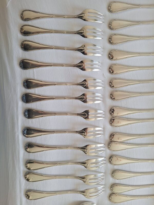 Ménagère Rubans de Christofle - 133 pièces en métal argenté