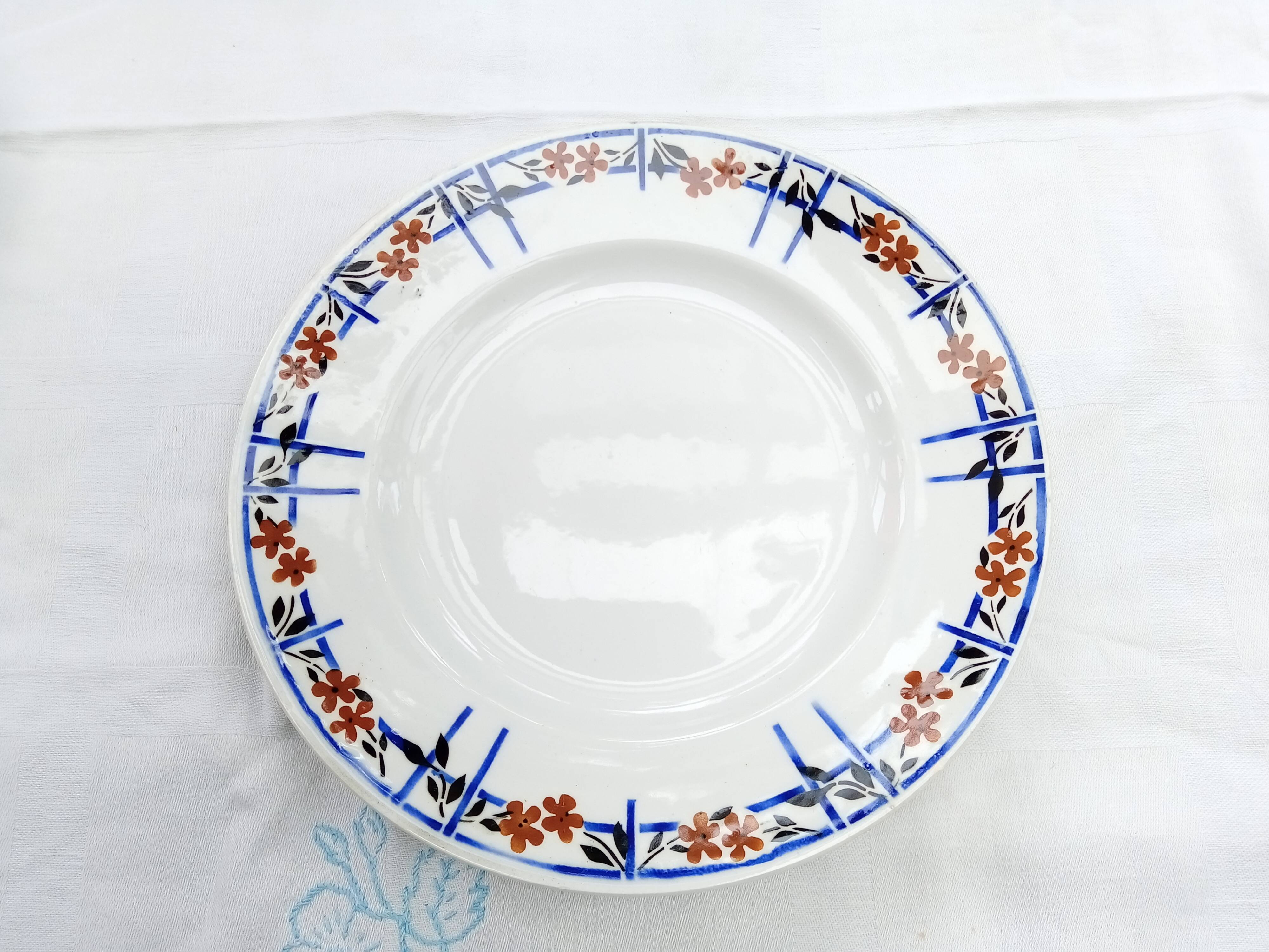 6 old Moulin des loups flat plates