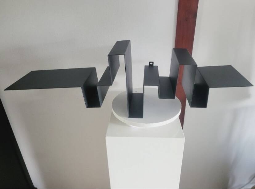 Metal shelf Studio Frederik Roije