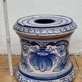 Nevers earthenware pedestal, Montagnon, floral decoration, late 19th century, 31 cm
