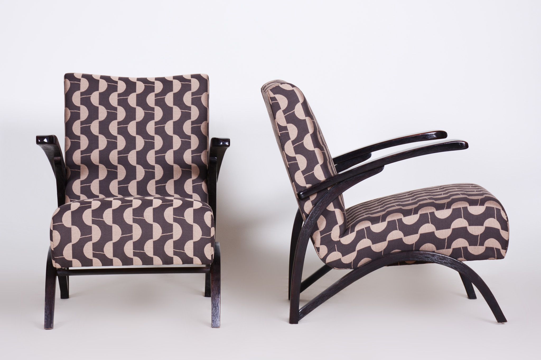 Art Deco armchairs designed by Halabala and made by Up Závody 1930