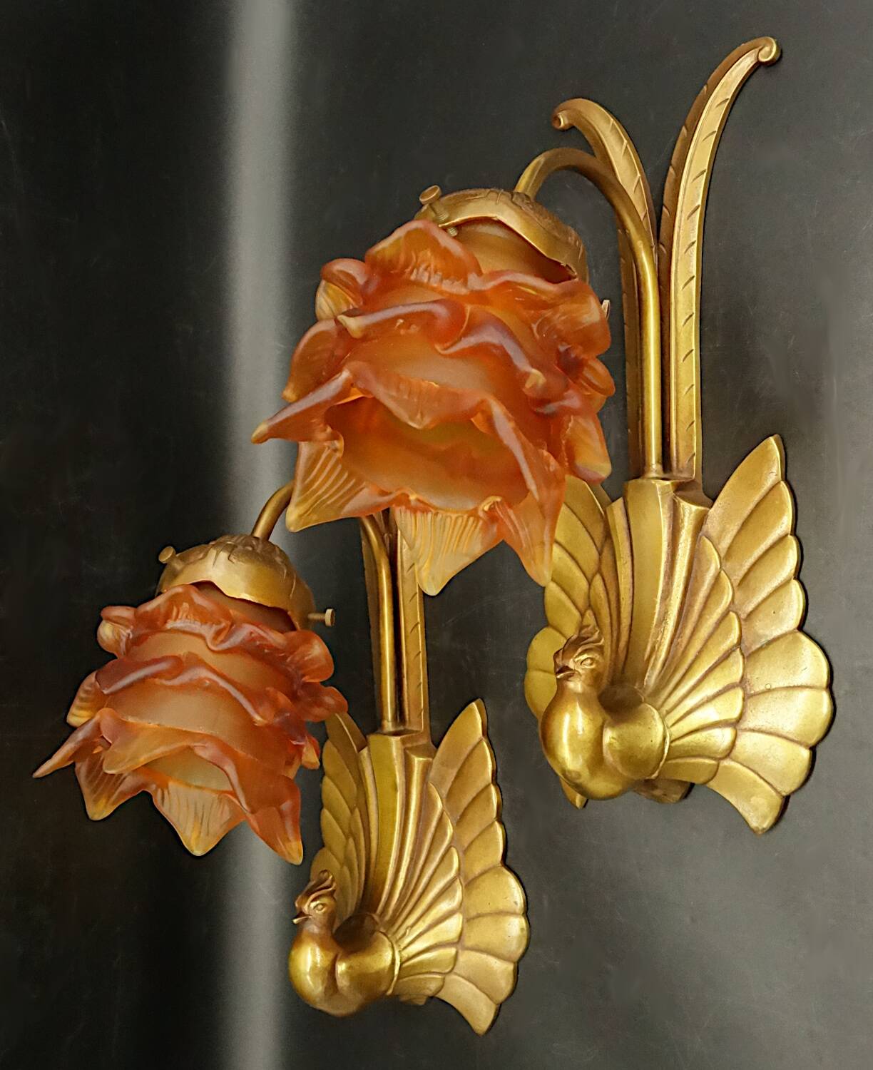 Pair of wall sconces with peacocks from the Art Nouveau period - bronze by Charles Ranc.