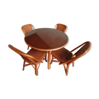 Rattan table and four chairs