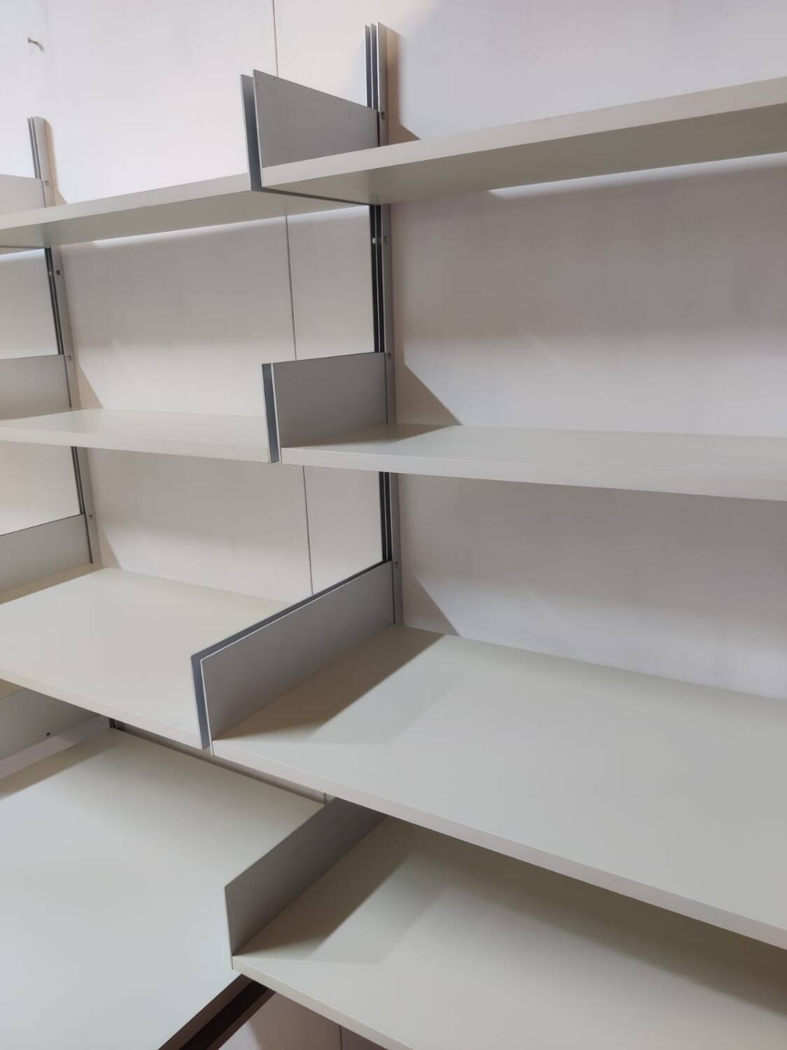 Wall shelf with desk by Dieter Rams for Vitsoe