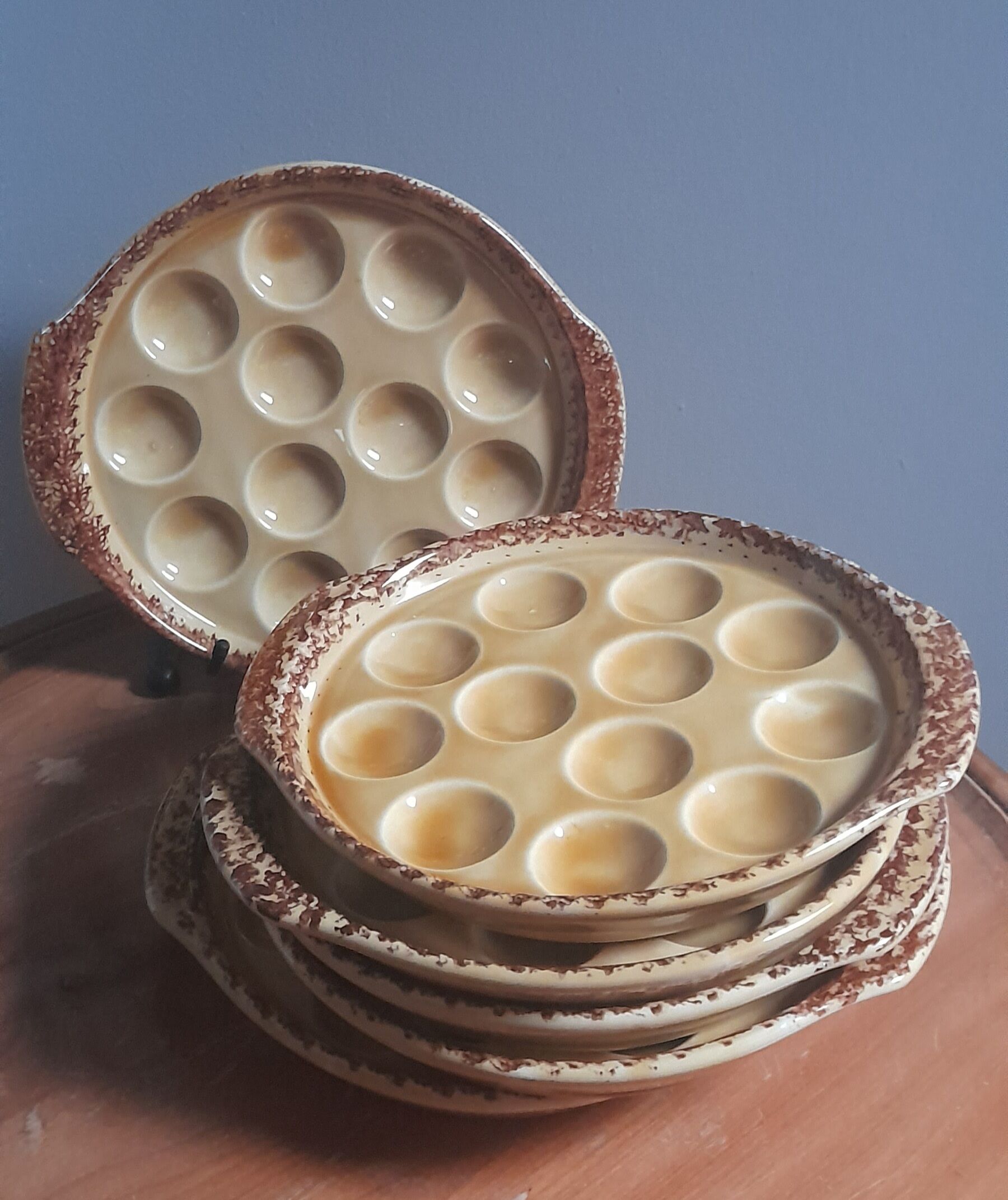 6 dishes/plates with snails, Gien factory