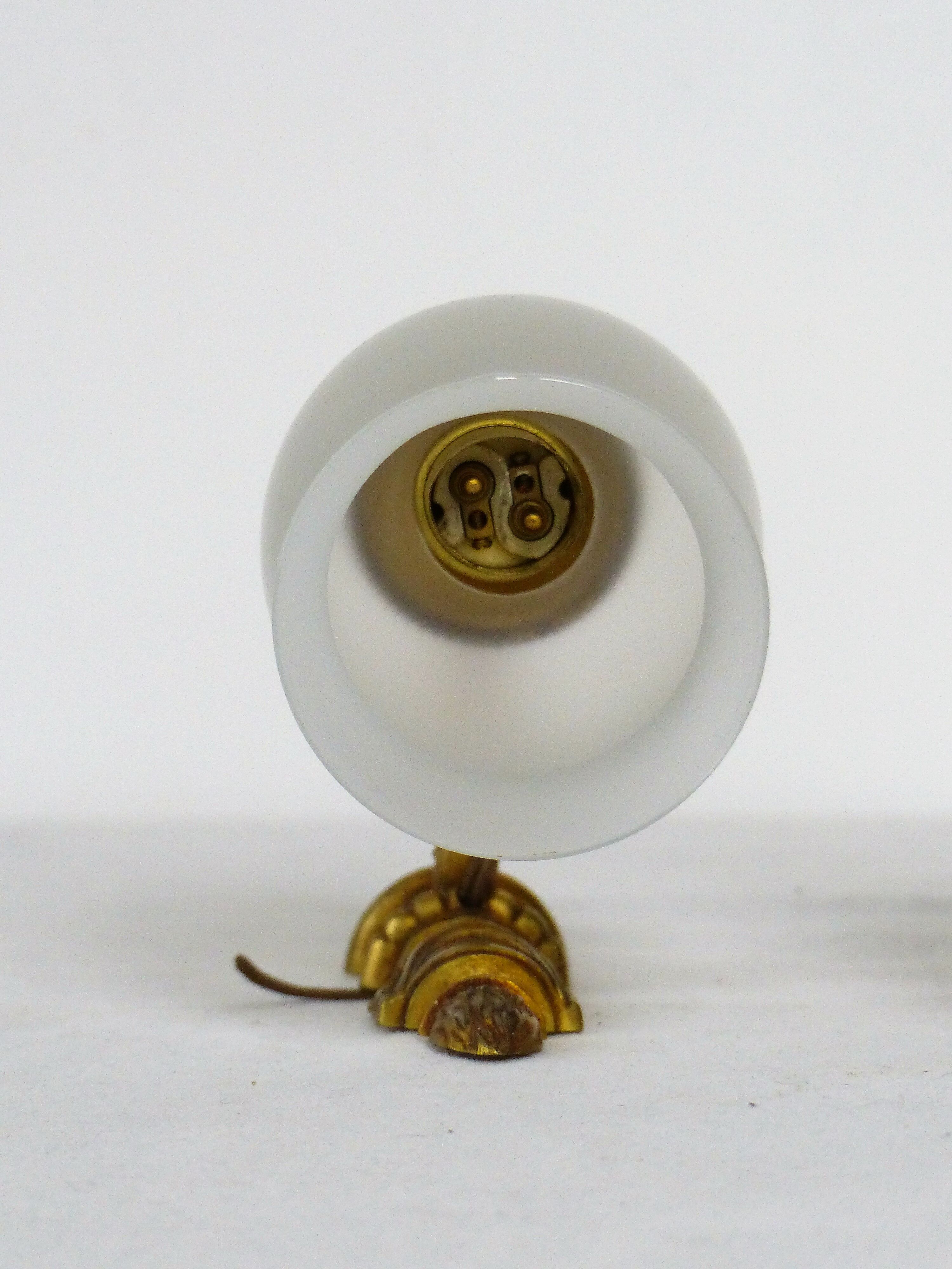 2 classic wall light