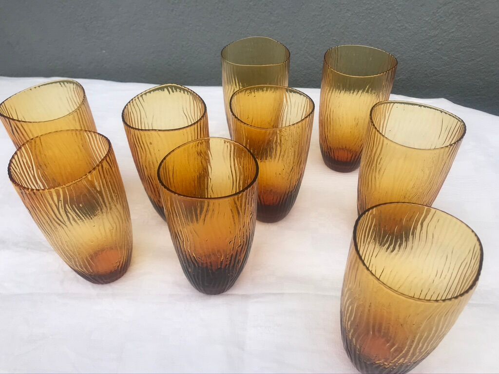 Suite de neuf verres à orangeade 1950/60