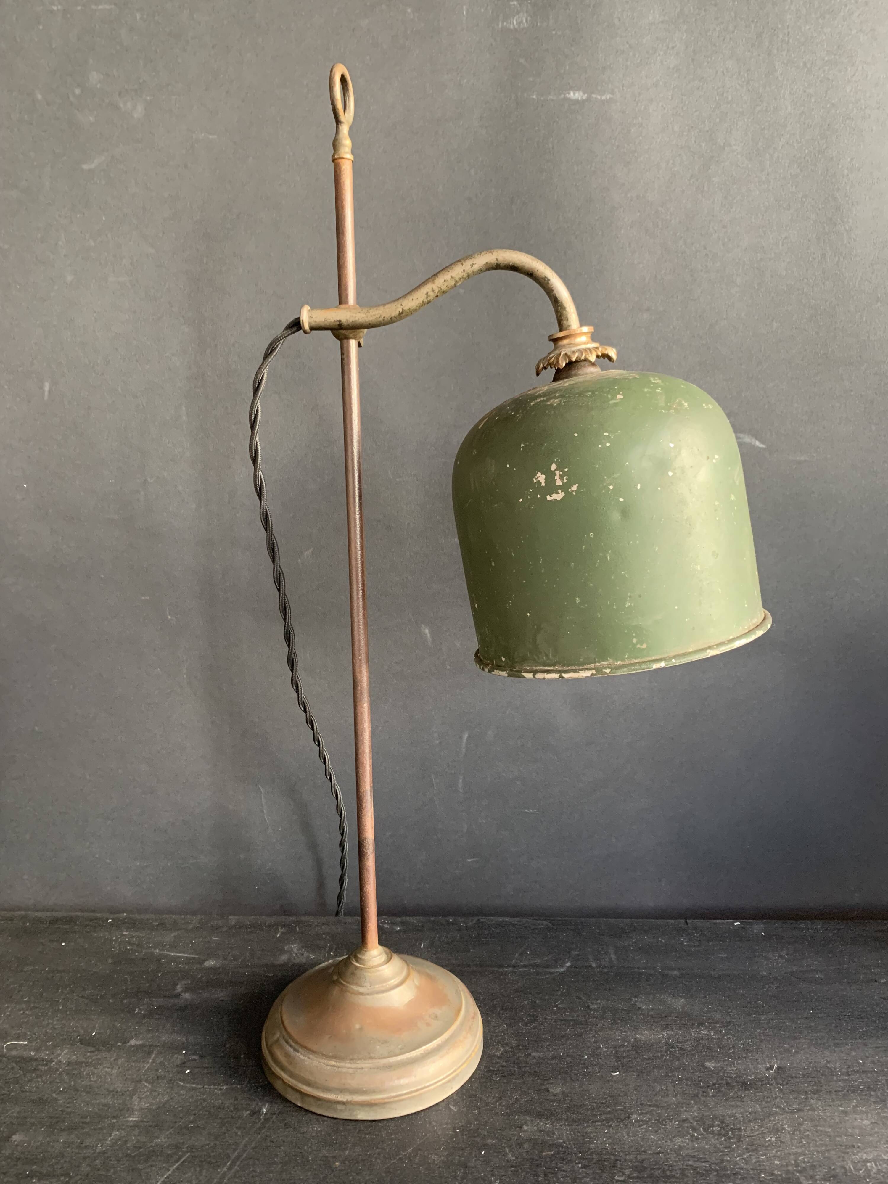 Workshop lamp, up and down, and green metal shade, 1930