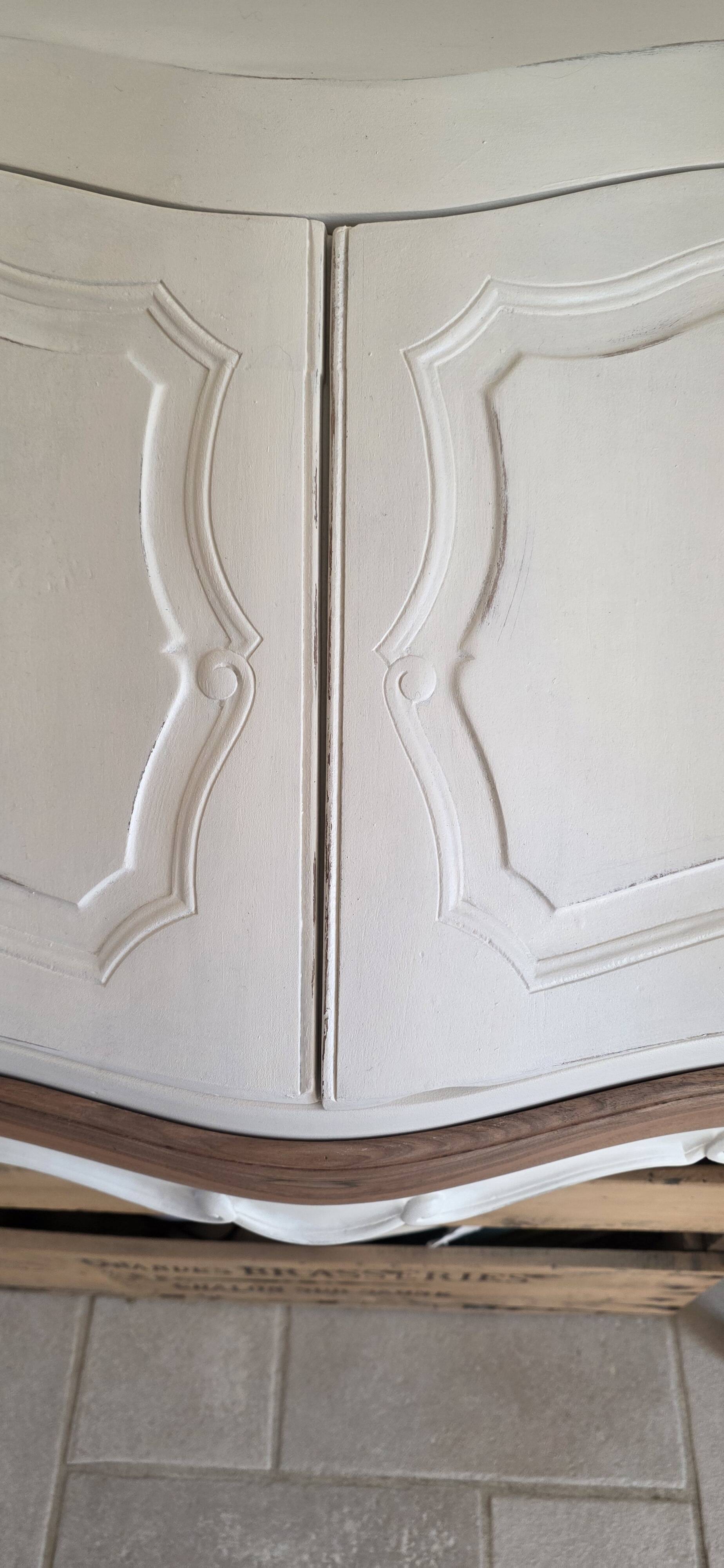 Rococo white foam wood secretary