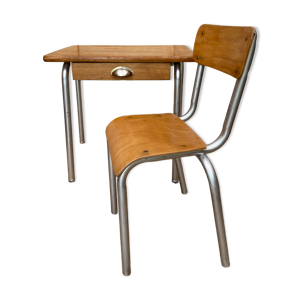Table et chaise d'écolier
