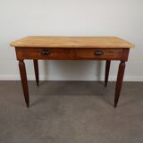 Farmhouse table with drawers