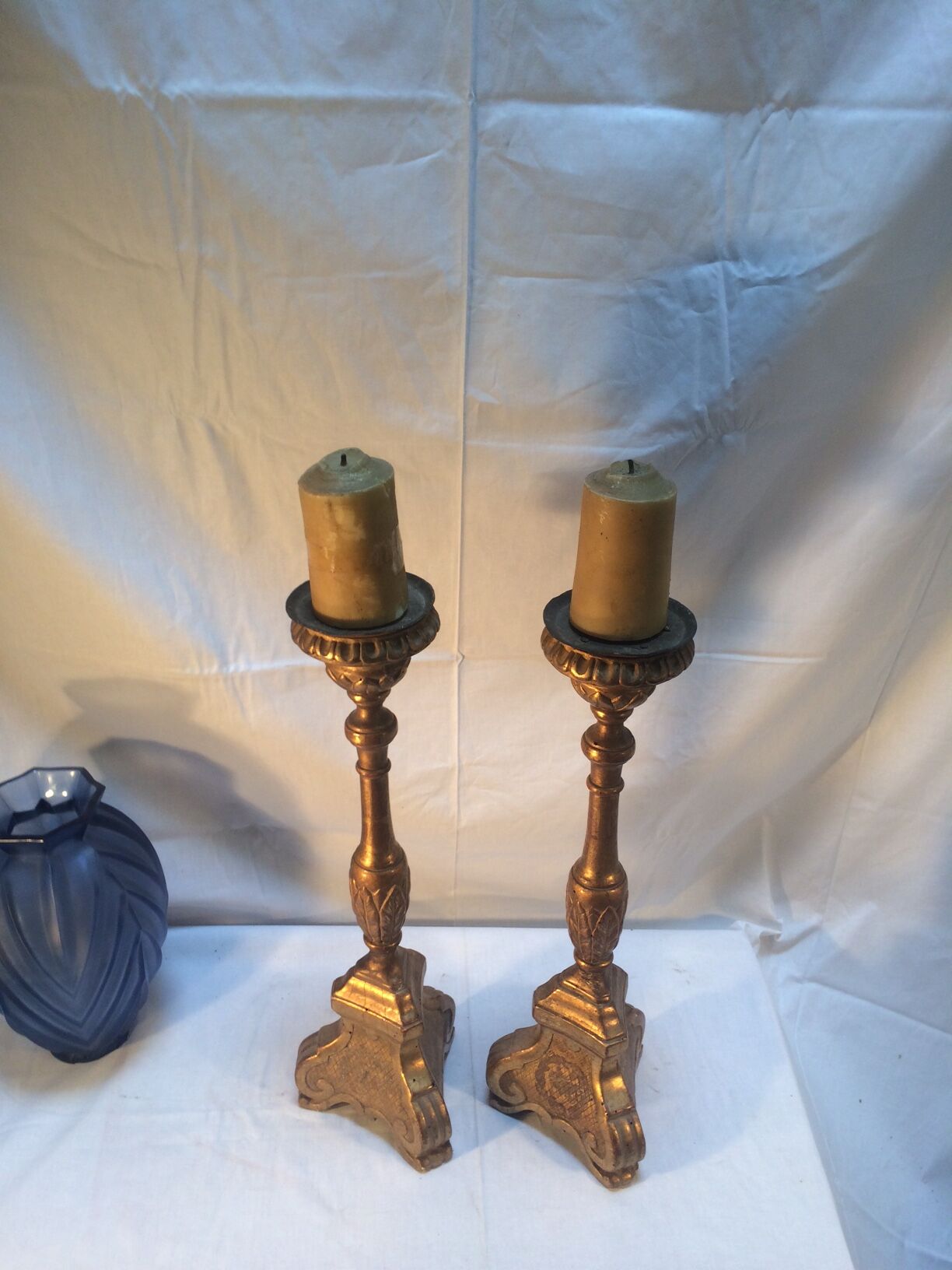 Pair of ancient carved gilded wood candlesticks - 18th century