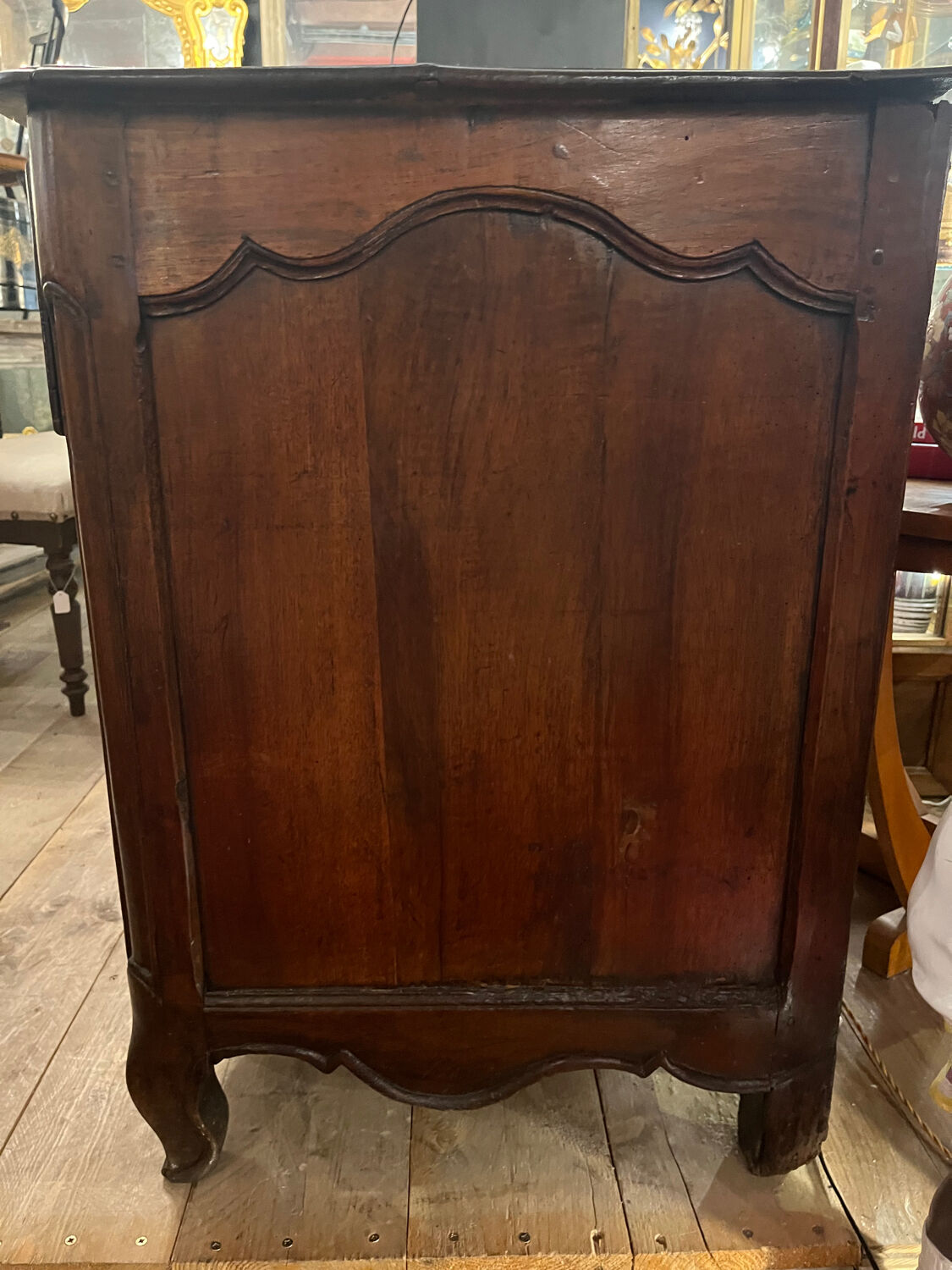 XVIII double crossbow chest of drawers