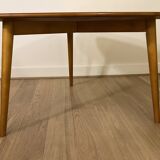 Scandinavian coffee table 3 legs - Stolab