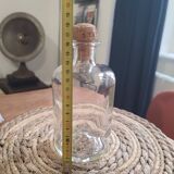 Fiole en verre avec son petit bouchon en liège