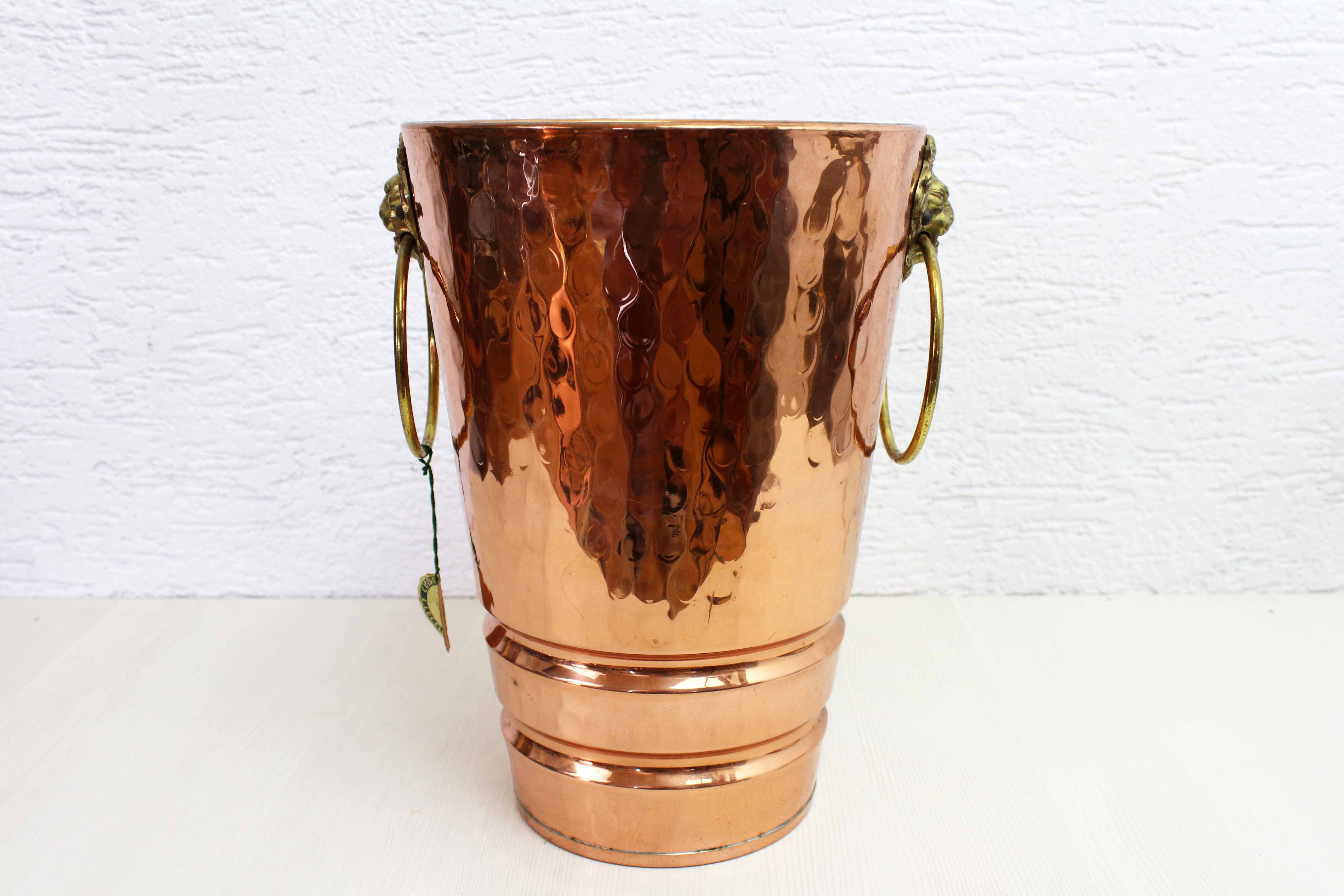 Lecellier copper and brass umbrella door