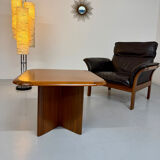Vintage 70s Dreipunkt Scala design armchair in black leather and teak.