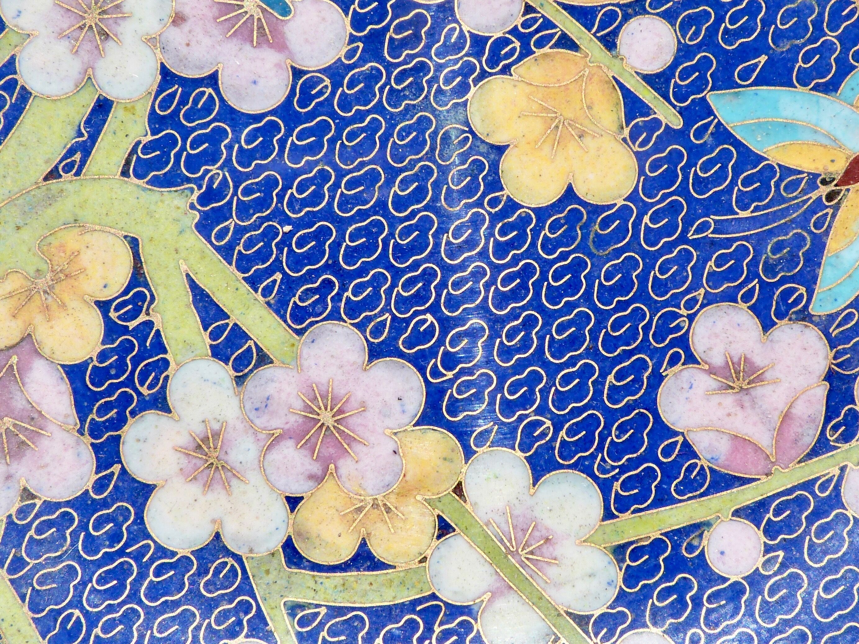 Empty partitioned brass pocket