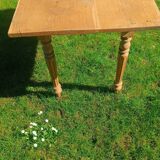 Farm table with turned legs