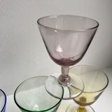 Ensemble de 5 verres à pieds à liqueur en verre coloré années 70
