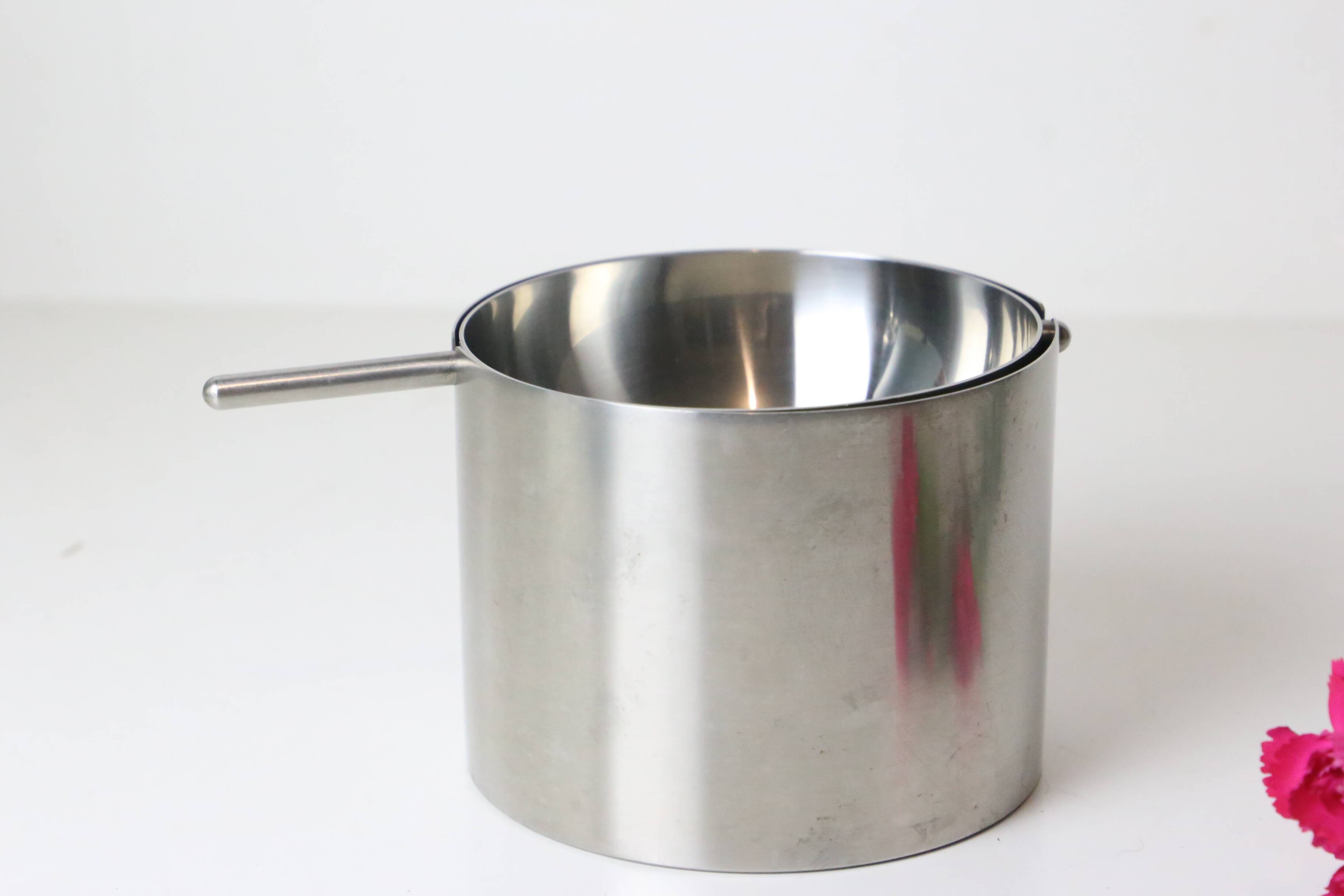 Cendrier design Arne Jacobsen 1960