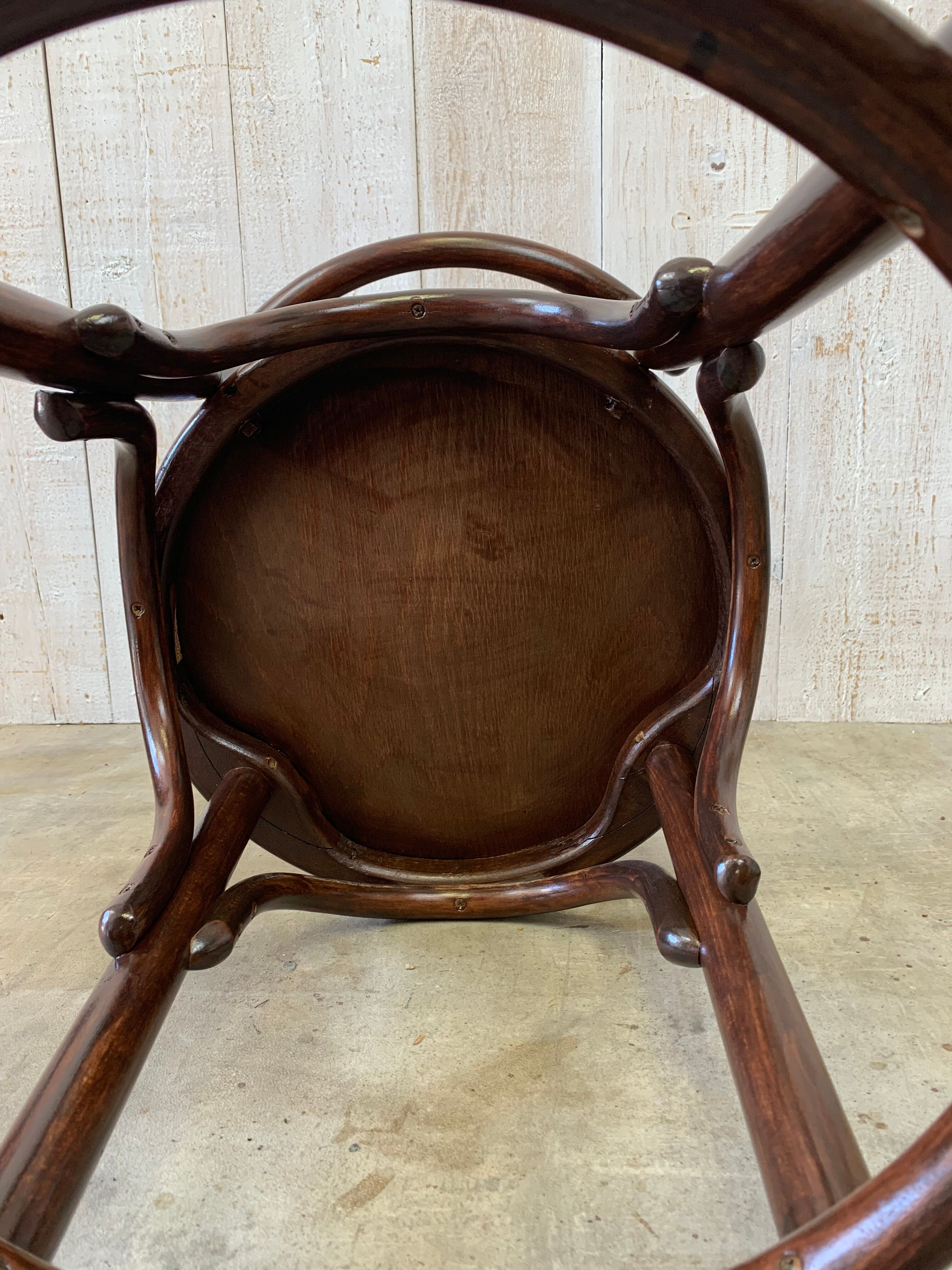 Tabouret bar en bois courbé
