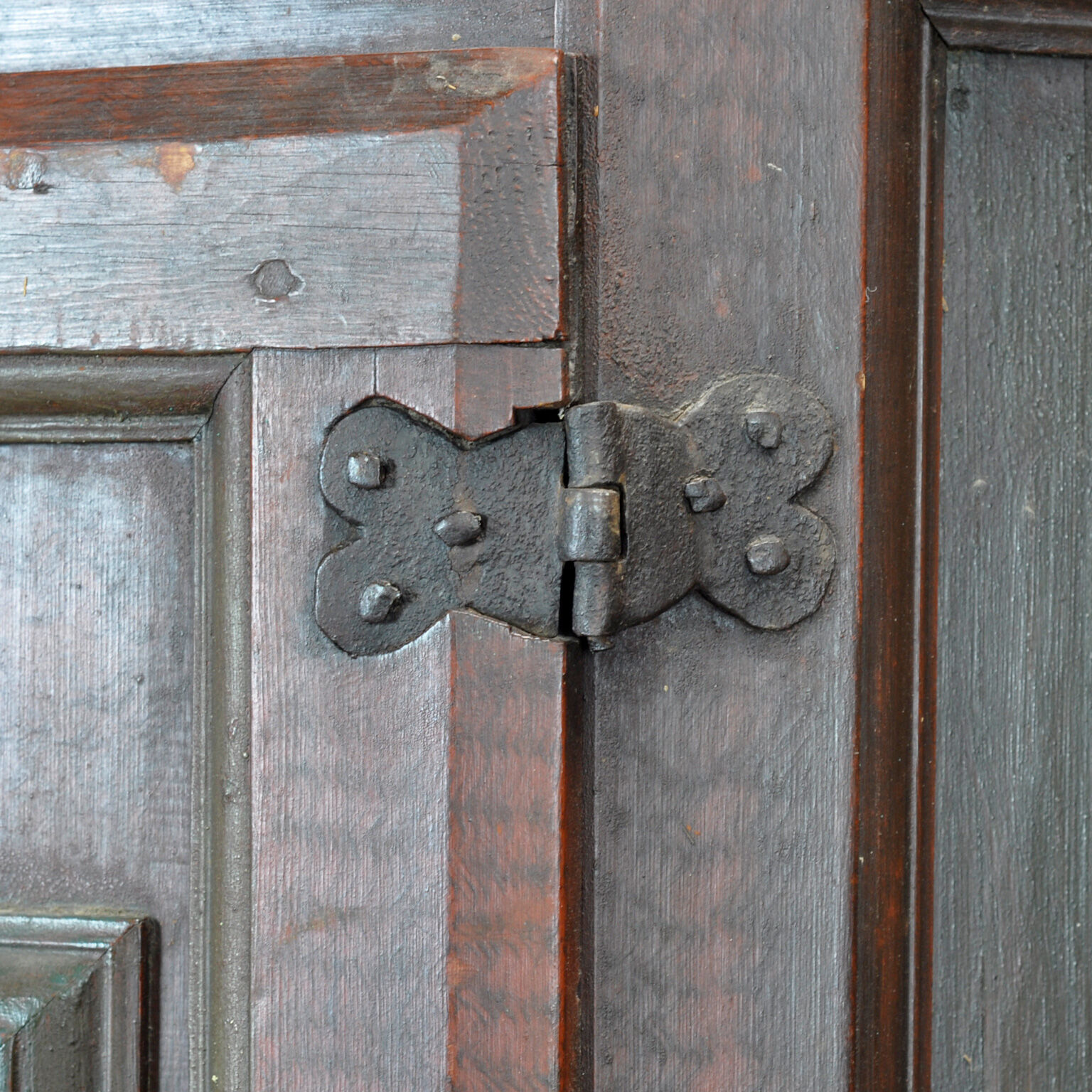 Swedish Farmhouse Corner Cabinet, 1817