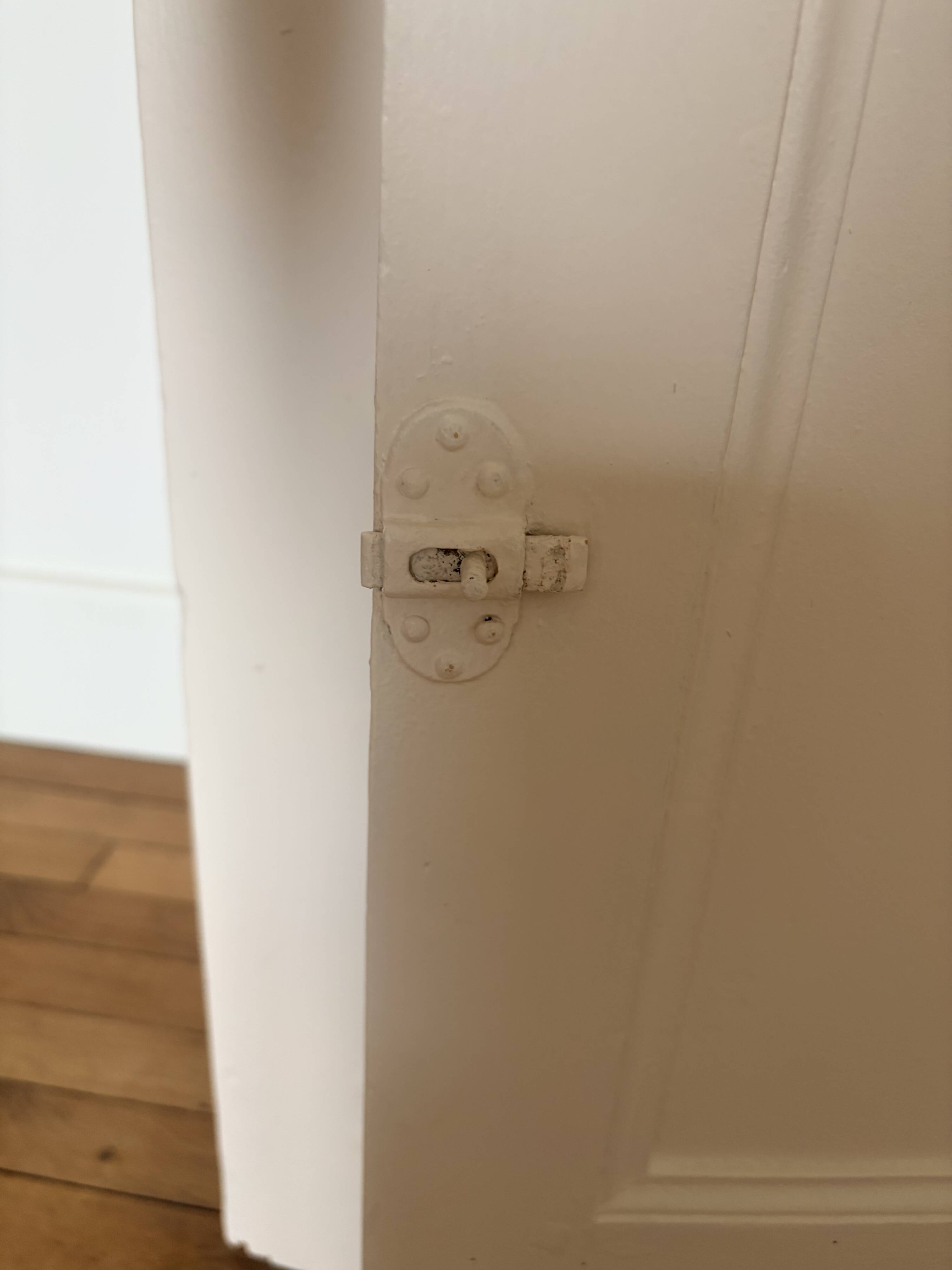 Vintage Parisian buffet compotier 260309