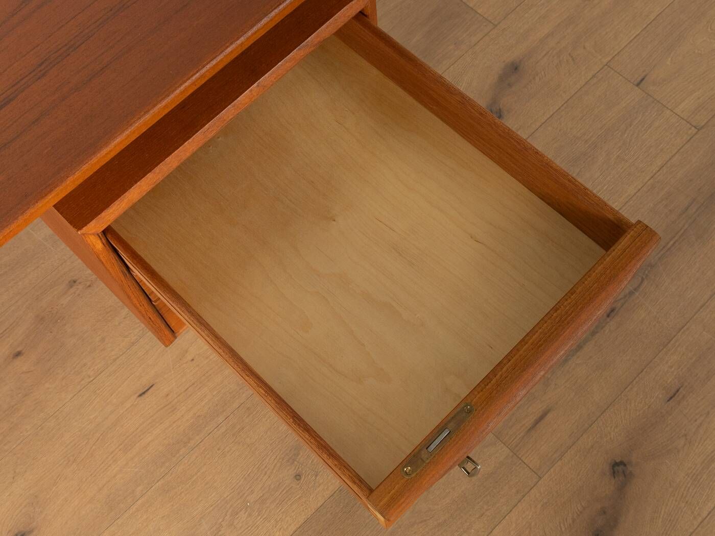 Mid-century desk in teak by Peter Løvig Nielsen (1960s)