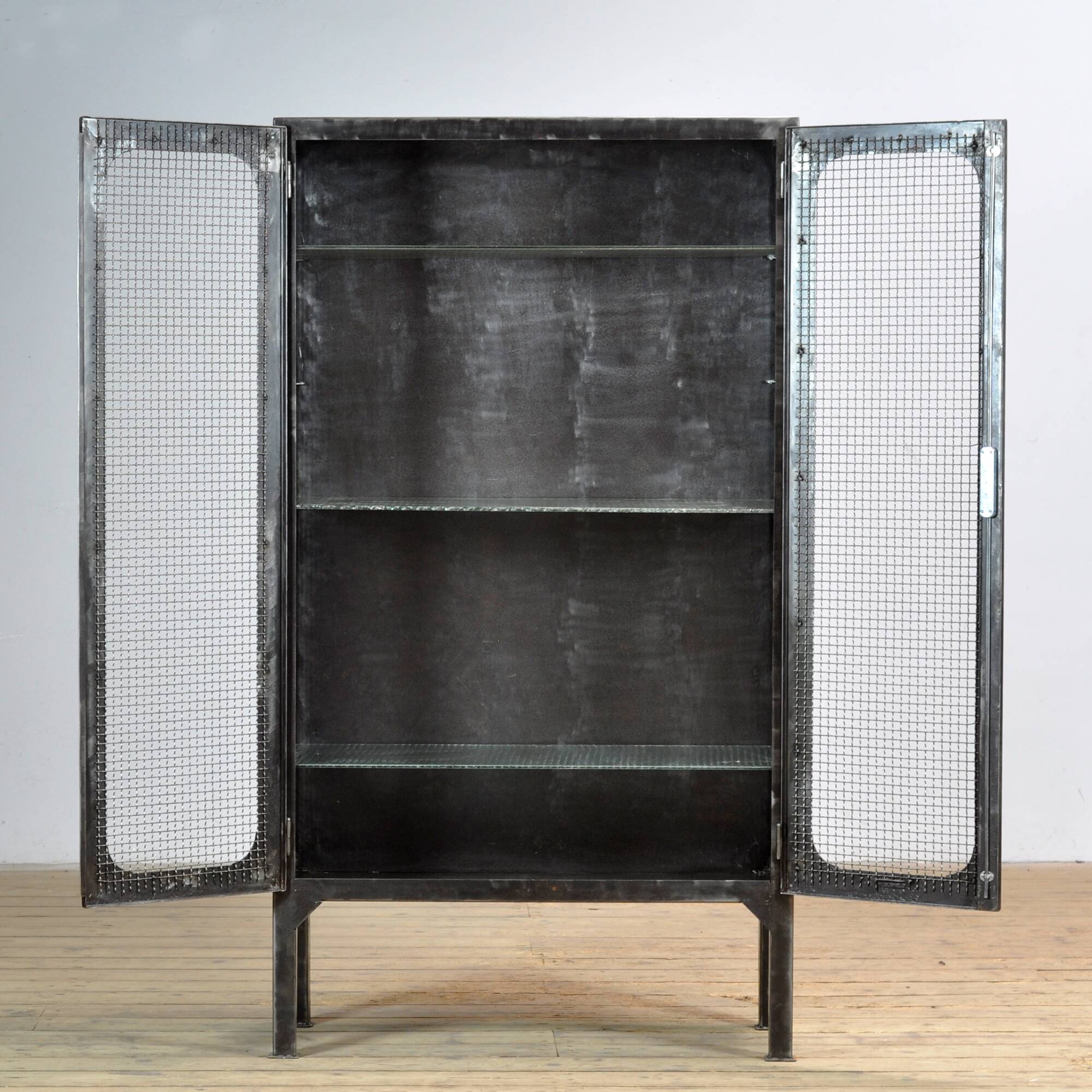 Cabinet médical vintage, années 1970