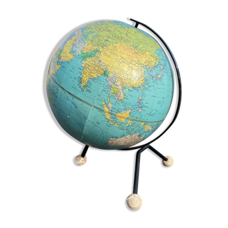 Vintage globe Taride tripod world map
