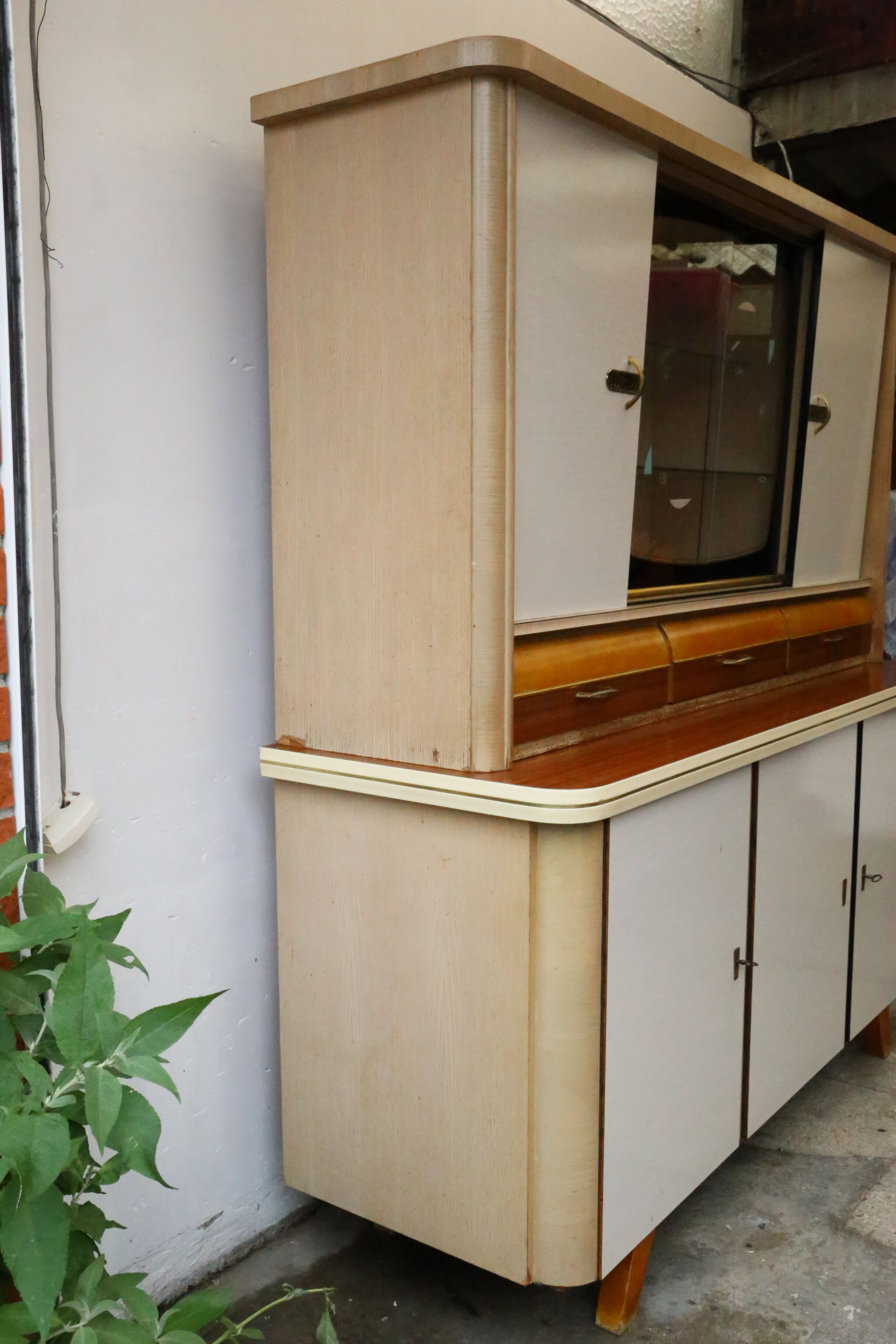 Buffet vintage, bois et formica, 1950