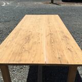 Farm table
