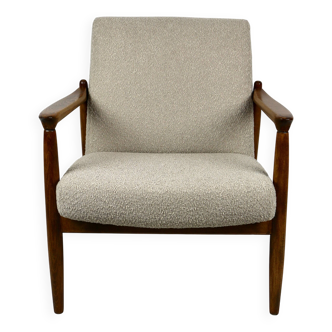 Beige Boucle armchair GFM-64 attributed to Edmund Homa, 1970s