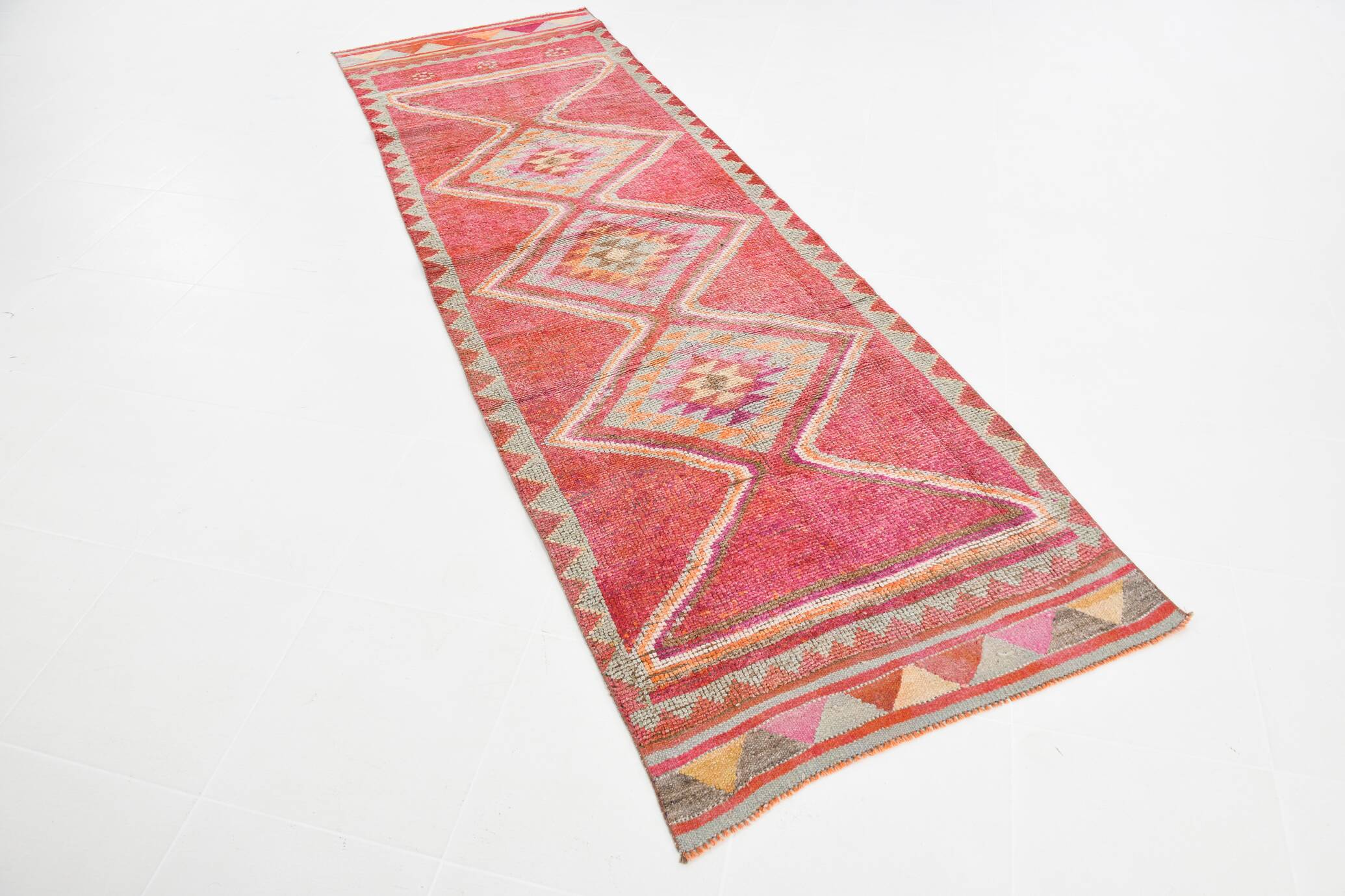 Red & Pink Oriental Vintage Runner Rug, 100x315Cm