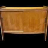 Oak sideboard with tapered legs 1950