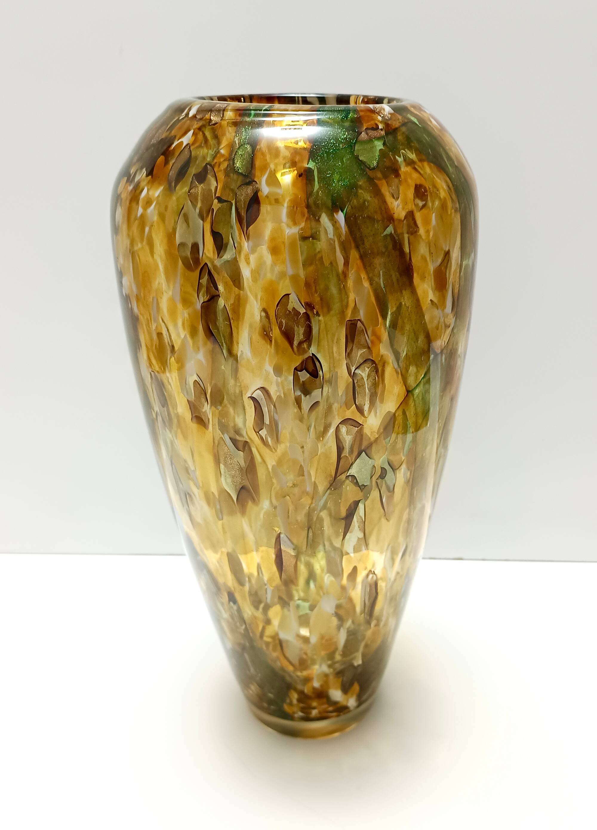 Large Yellow and Green Murano Glass Vase Fratelli Toso style with Aventurine